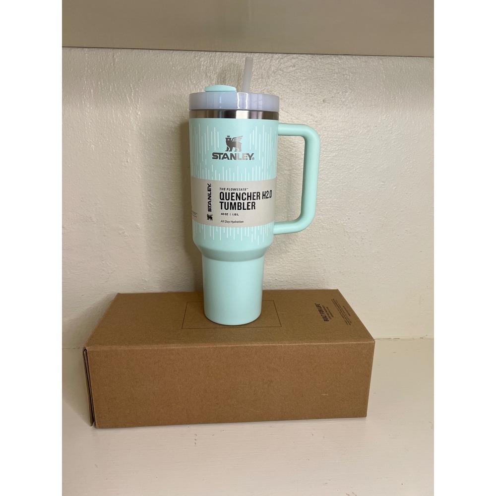 Stanley Quencher H2.0 Tumbler 40oz Soft Rain Mist NEW 10-10824-513 FlowState Lid - Picture 1 of 6